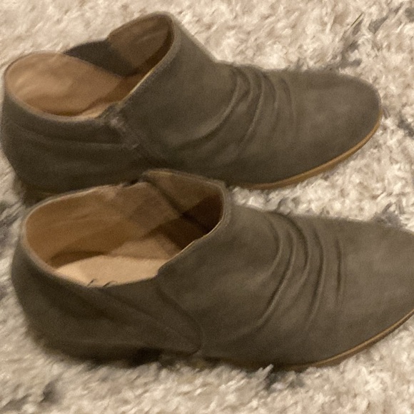 Life Stride Aurora Ankle Boots Women’s 9W (40EU) - Picture 2 of 4